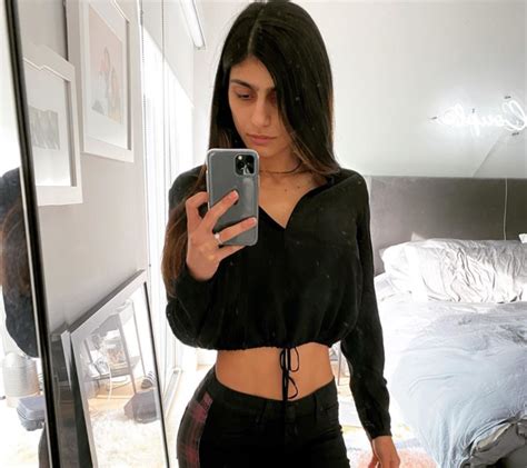 mia khalifa site|OnlyFans